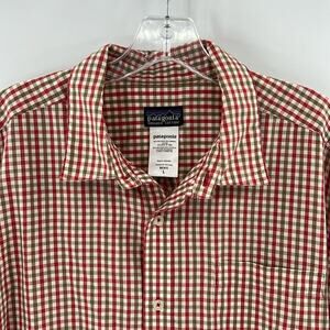 Patagonia Men's Organic Cotton Short Sleeve Button Shirt - Plaid - Large